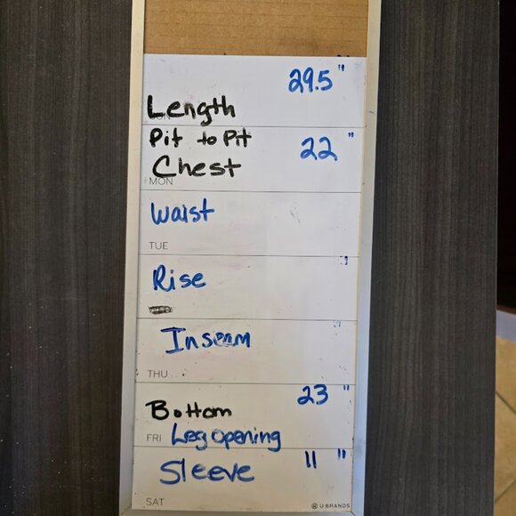 CONCEPTS BY CLAIBORNE MENS BLACK TSHIRT CREWNECK SHORT SLEEVE SIZE MEDIUM NWT - Picture 6 of 6